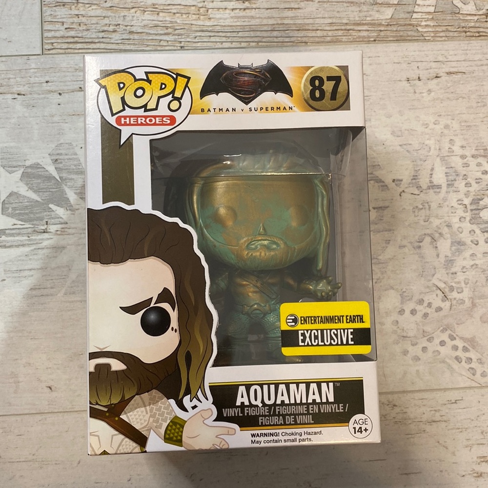 Funko Pop Aquaman #87 Batman v Superman Exclusive Figure